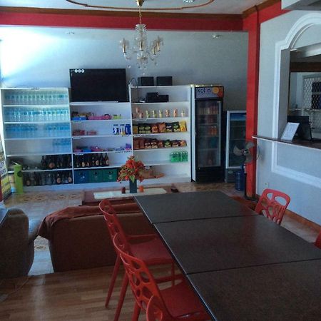 Surigao Tourist Inn Экстерьер фото